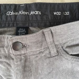 Gray Men’s Calvin Klein Pant